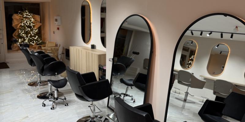 The Glamour Lounge